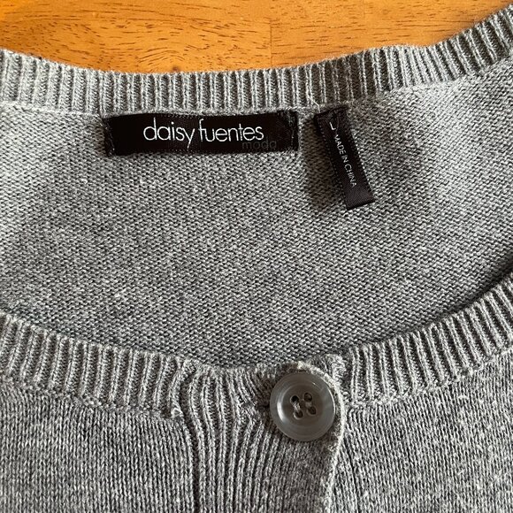 Size Large Daisy Fuentes light gray button down sweater - Picture 6 of 9